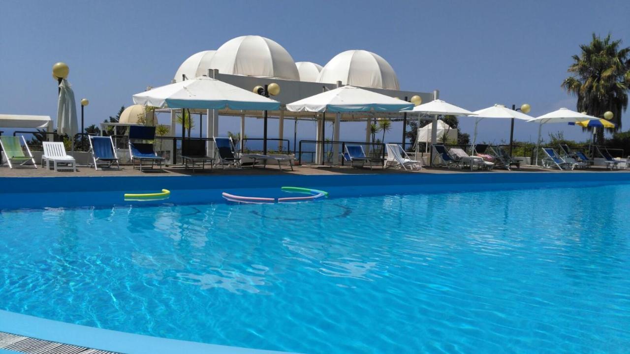 Le Terrazze Aparthotel Agropoli Exterior foto